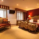 House 5*