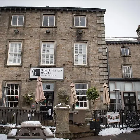 Grassington House