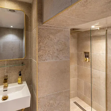 House Pensionat 5*